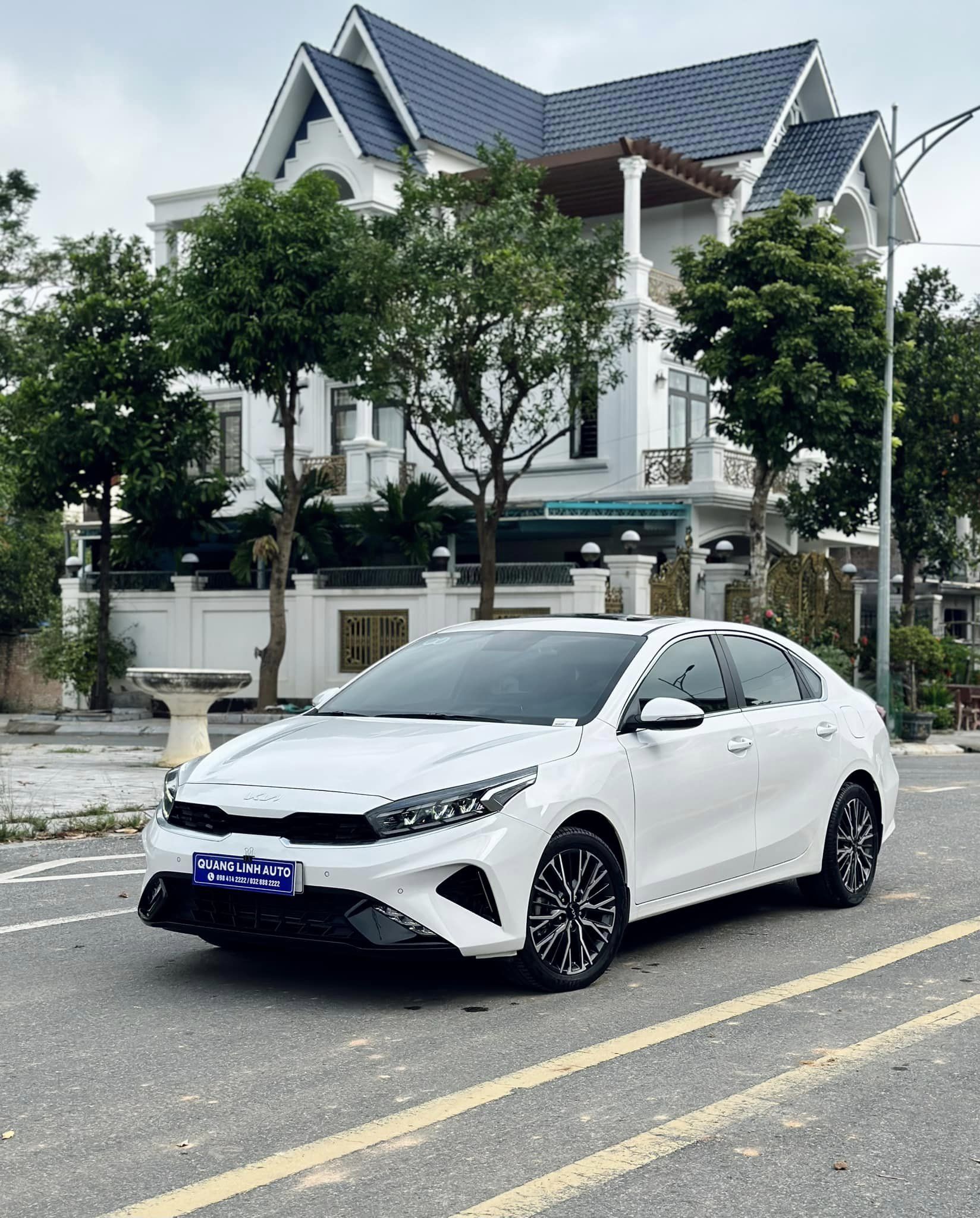 KIA K3 PREMIUM 1.6AT 2024